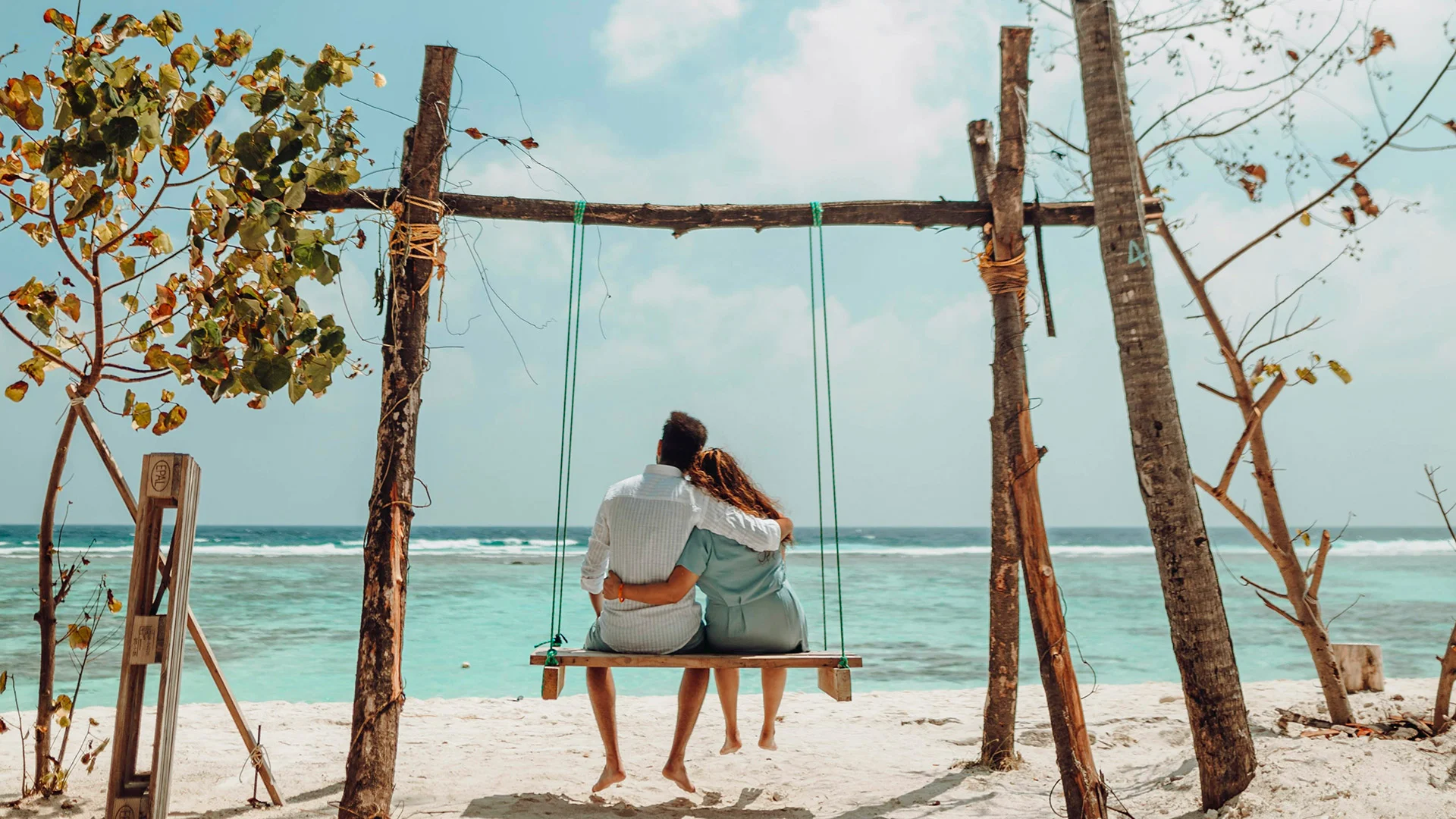 Couple sur une balenceoir